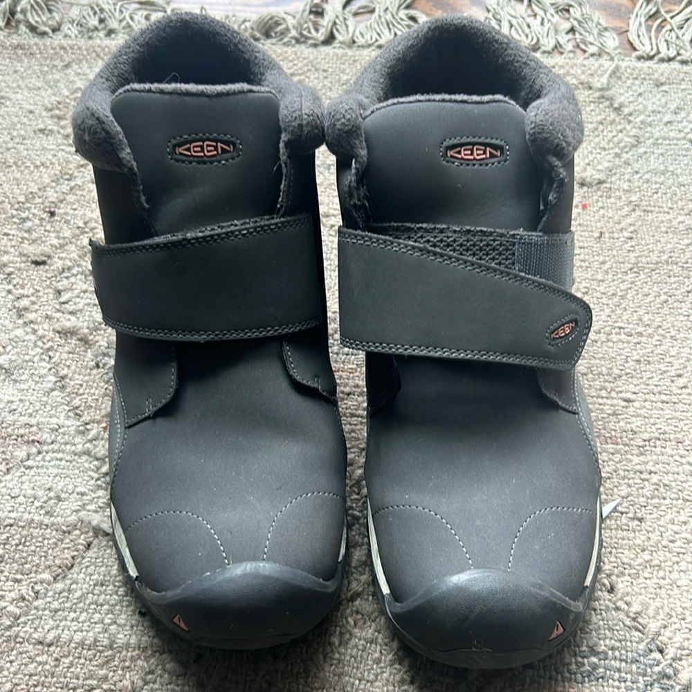 Keen Kootenay boots US 7Y /EU 39